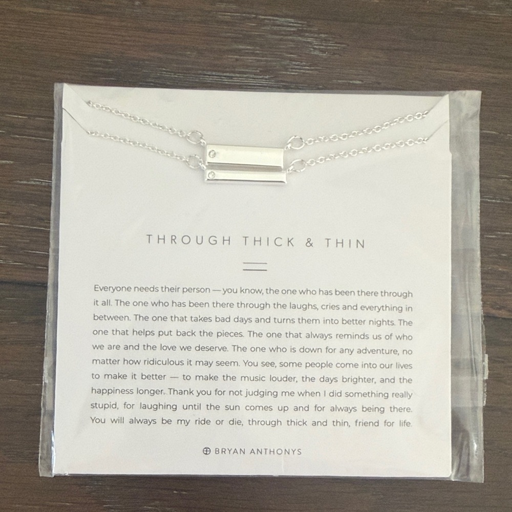 Bryan Anthonys necklace